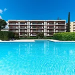 Riviera *