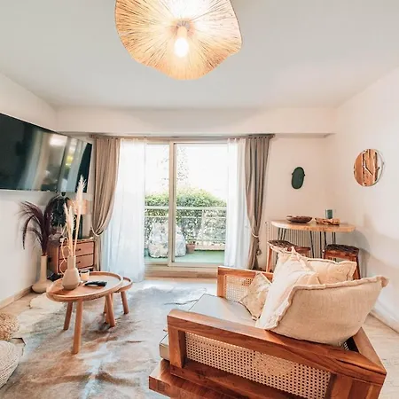 Riviera Piscine, Parking Et Animaux Acceptes アパート *