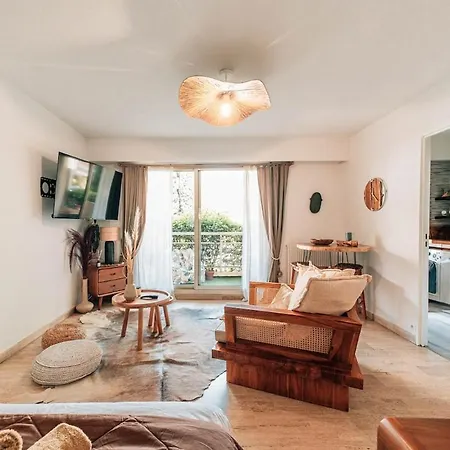 Appartement Studio Riviera Piscine, Parking Et Animaux Acceptes Saint-Raphaël