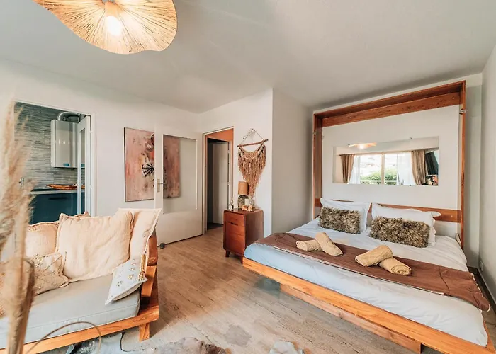 Apartamento Riviera Piscine, Parking Et Animaux Acceptés *