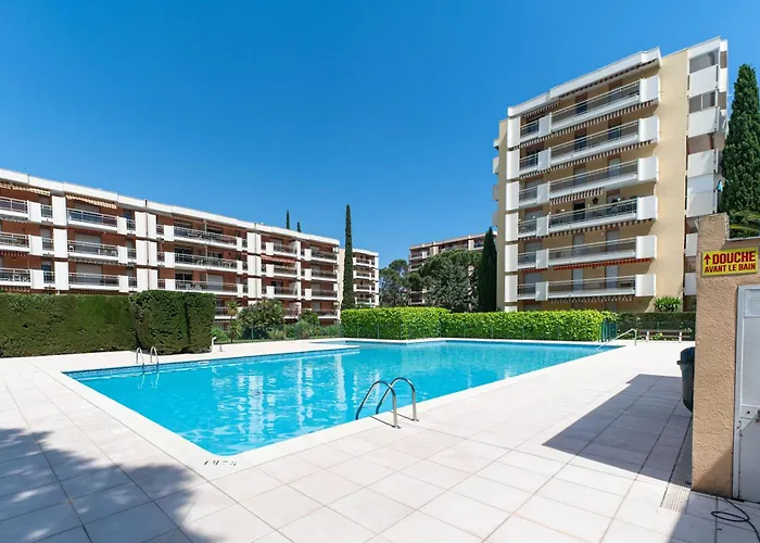 Riviera *